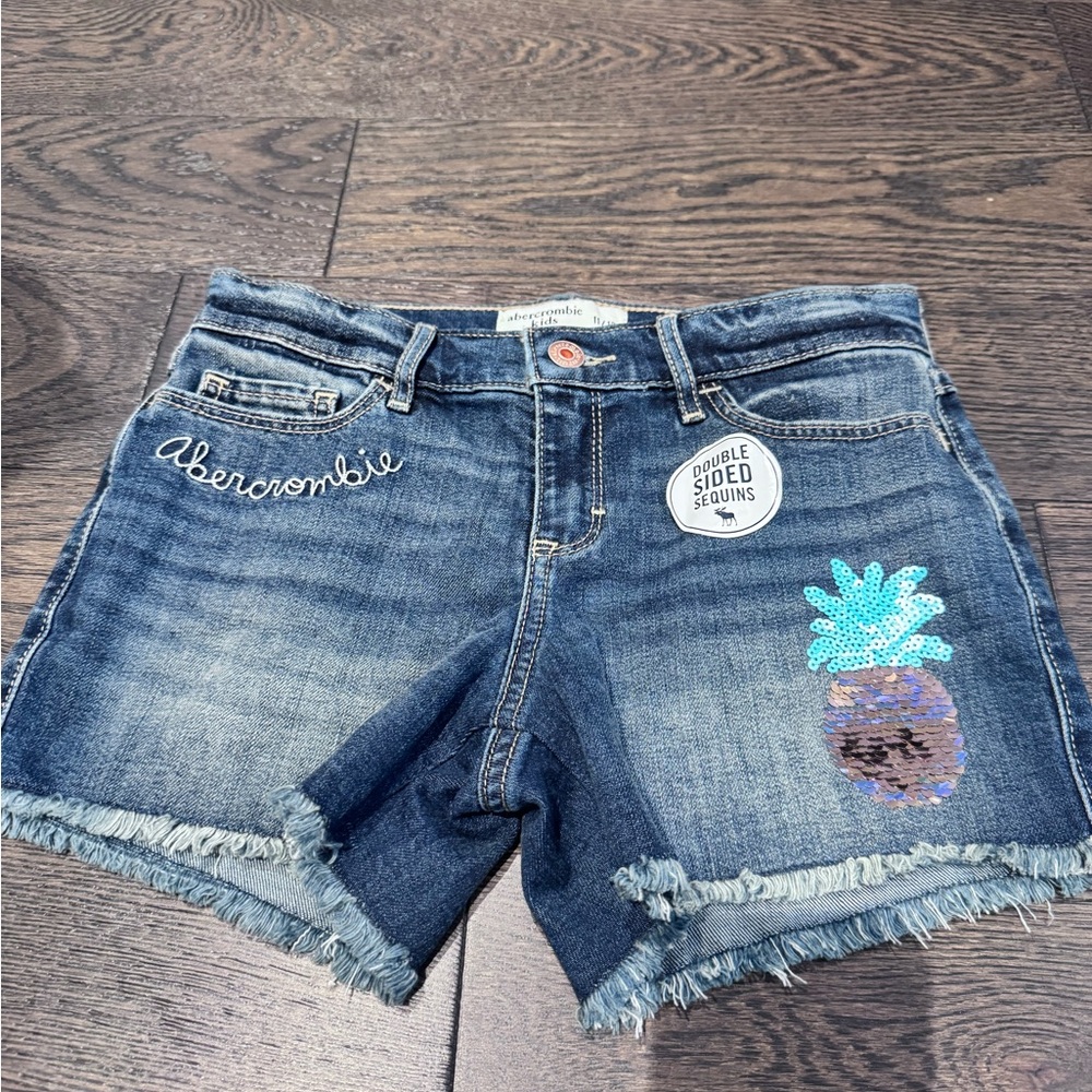 Abercrombie & Fitch Blue Denim Sequin Pineapple Shorts NWT girls 11/12